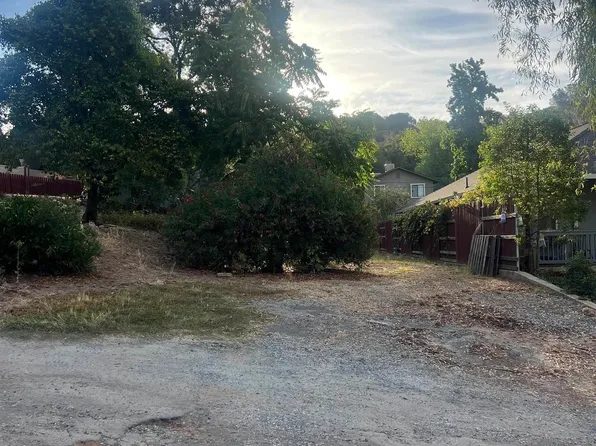 18237 9th Ave, Jamestown, CA 95327