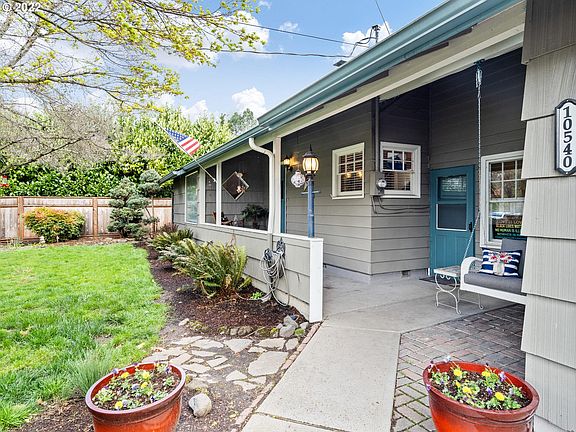 4th image of 10540 SE 52nd Ave