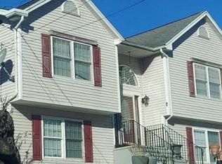 655 Jennings Ave, Bridgeport, CT 06610