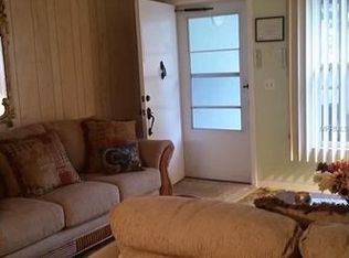 9420 Hilltop Dr, New Port Richey, FL 34654