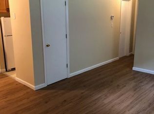 11 Meeting House Rd #B12, Barkhamsted, CT 06063