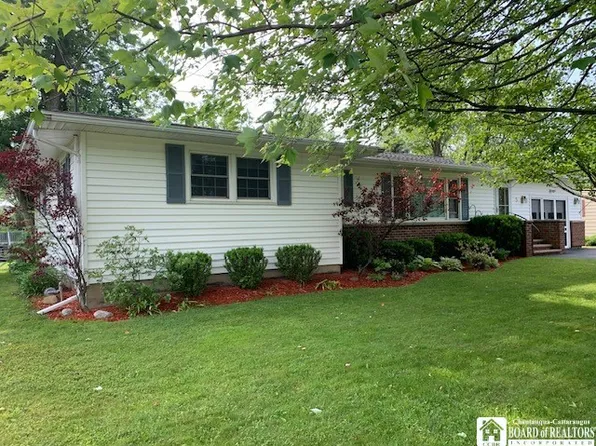 5 Johnson St, Fredonia, NY 14063