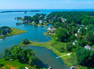 3 Perkely Ln, Riverside, CT 06878