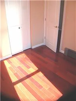 Sold by R New York | media 3