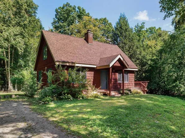 208 Forest Lane, Stowe, VT 05672