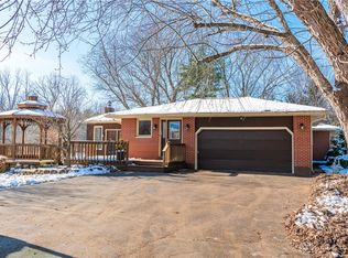 9892 S Palmer Rd, New Carlisle, OH 45344