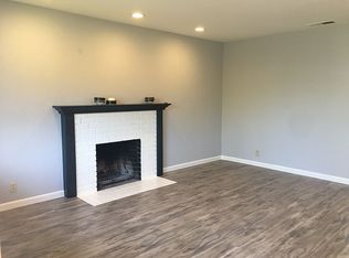 4 Rita Ct, Novato, CA 94945