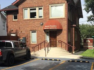 3718 Mount Vernon St, Houston, TX 77006