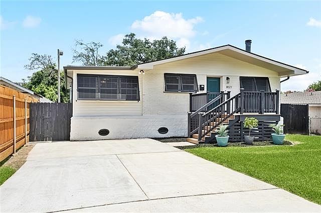 1st image of 8021 Shirley St
