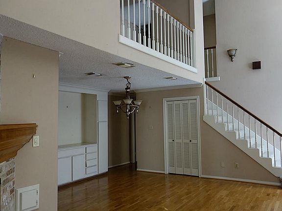 5th image of 17166 Beaver Springs Dr #3
