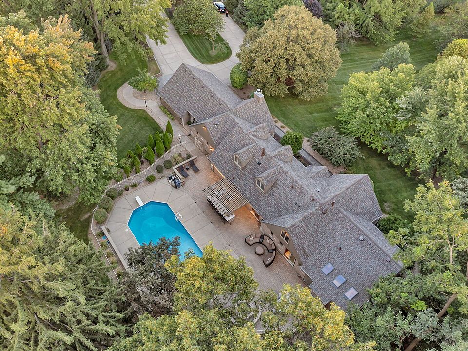 22140 SW Frontage Rd, Joliet, IL 60404 | Zillow