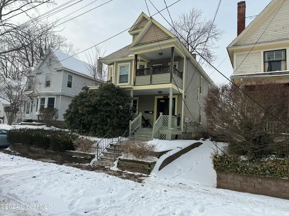 1041 Phoenix Avenue, Schenectady, NY 12308