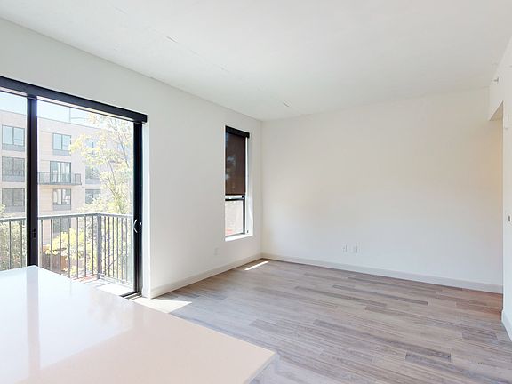 Dining/Living room