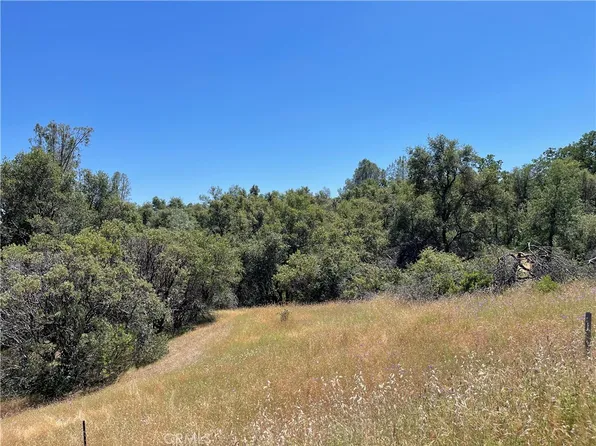 25 Boulder Creek Dr, North Fork, CA 93643