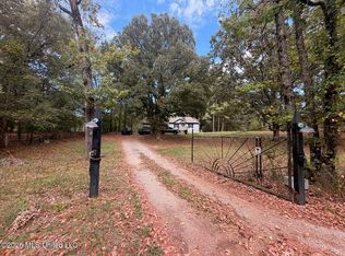 196 Lenzi Rd, Byhalia, MS 38611