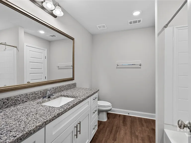Dorsey Dr — Photo 18