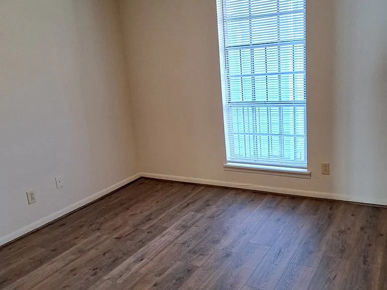 1674I 11th Pl S — Photo 8