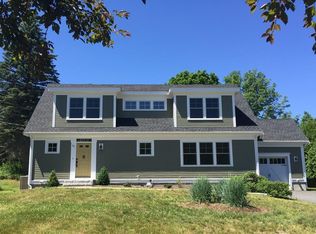 32 S Acton Rd, Stow, MA 01775