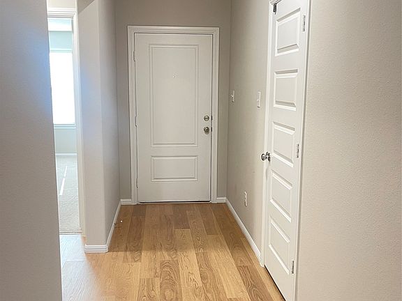 2nd image of 2133 Preakness Dr