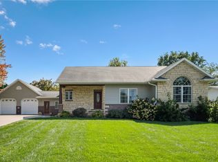 116 Ball St, Clarence, IA 52216