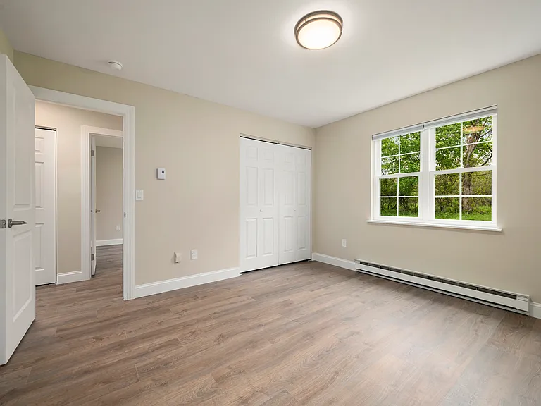 Old Carriage House Apartments — Photo 12
