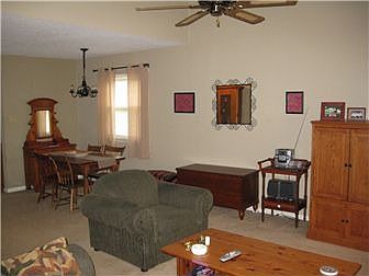 2nd image of 124 Skeet Cir E