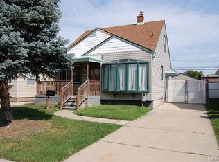 13236 Kerr St, Southgate, MI 48195