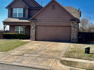 3002 Talbot Cir, Bartlesville, OK 74006