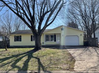 410 W Iroquois Dr, Ellettsville, IN