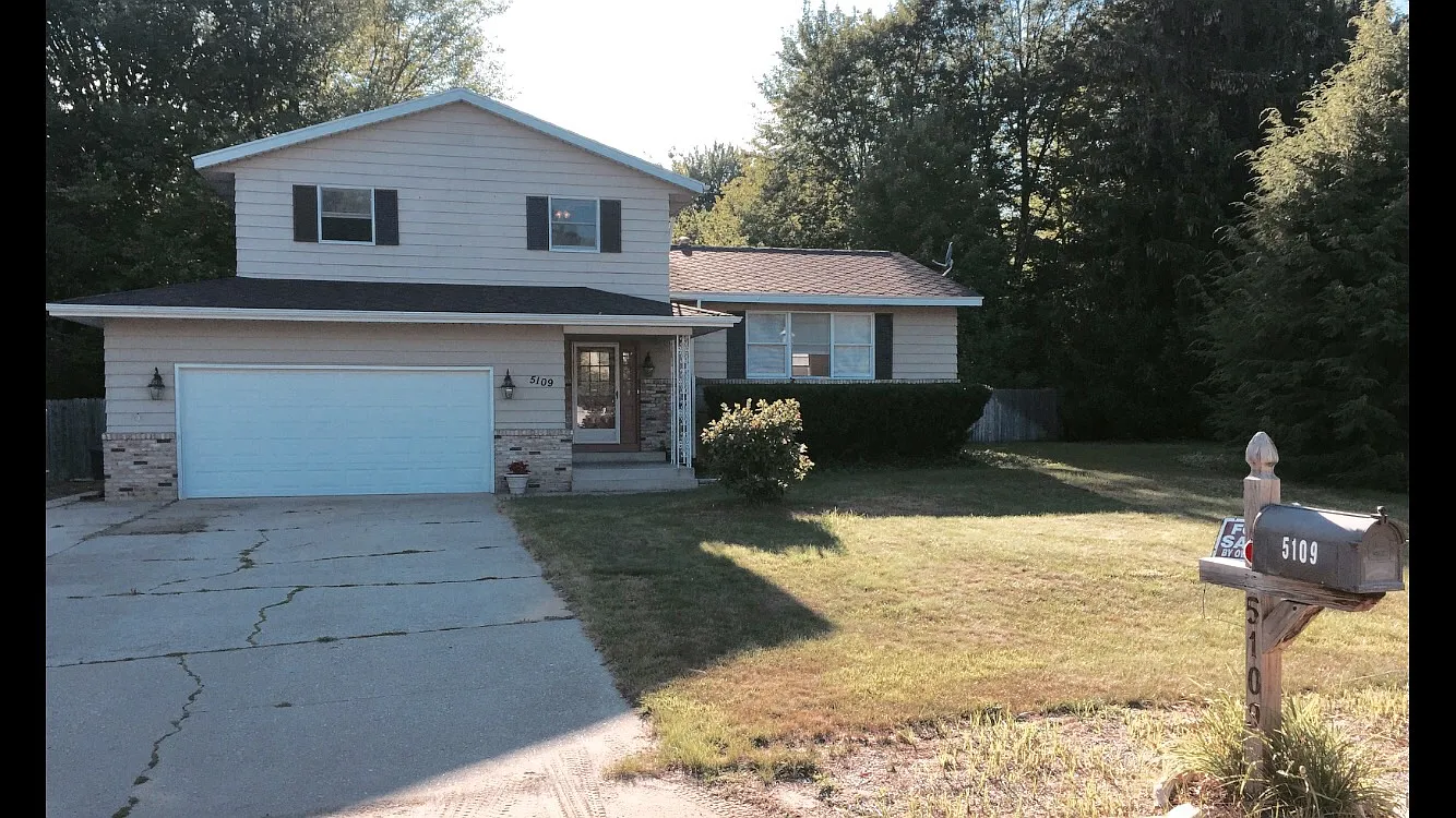 5109 Pine Ridge Dr photo 1