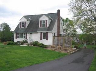 2424 Edgemore Ave, Easton, PA 18045