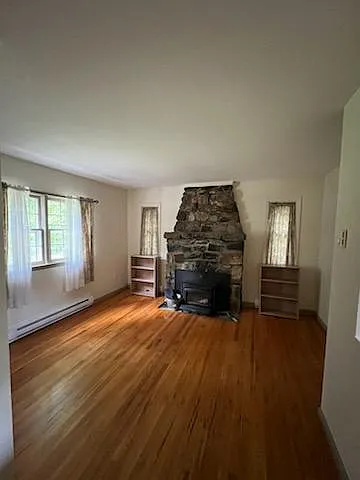 25 Cypress Ln — Photo 3