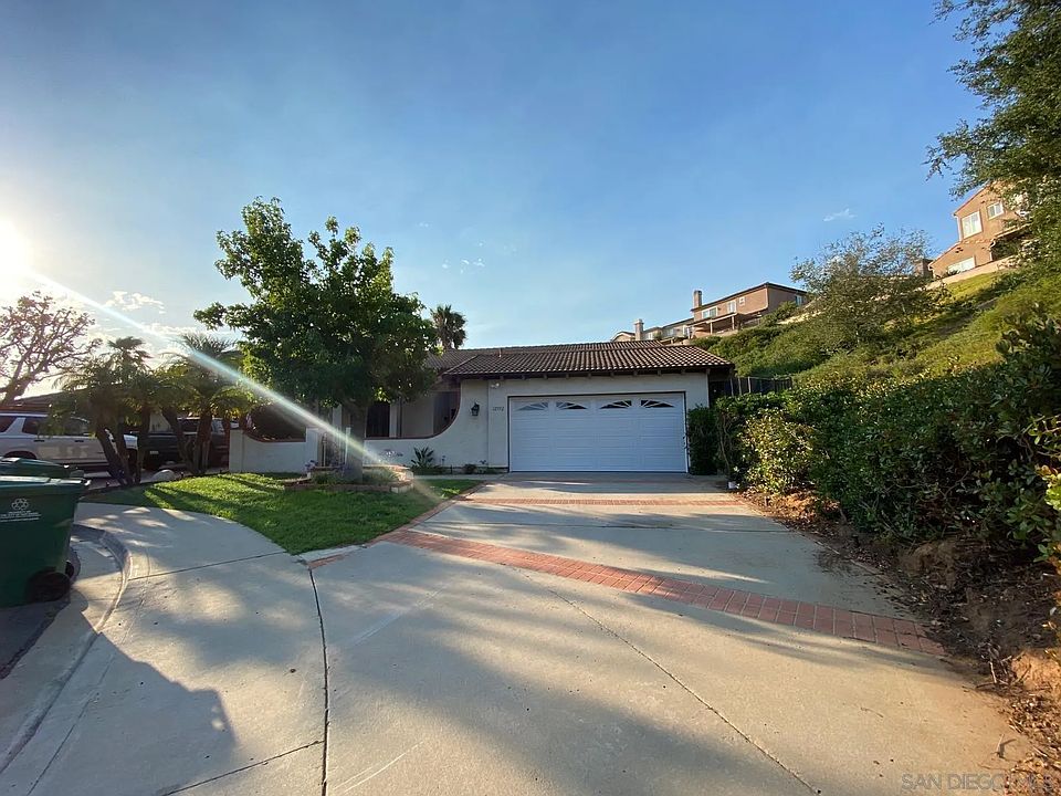 1st image of 12592 Heatherfield Ln