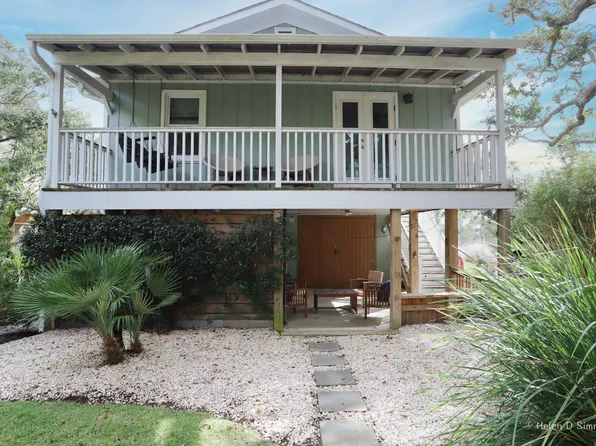 1225 Tabby Dr, Folly Beach, SC 29439