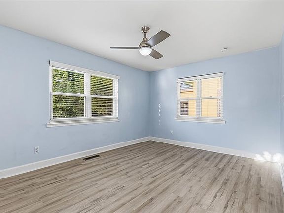 2nd image of 1780 John Calvin Ave Unit L