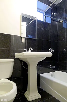 Rented by Citi Habitats | media 16
