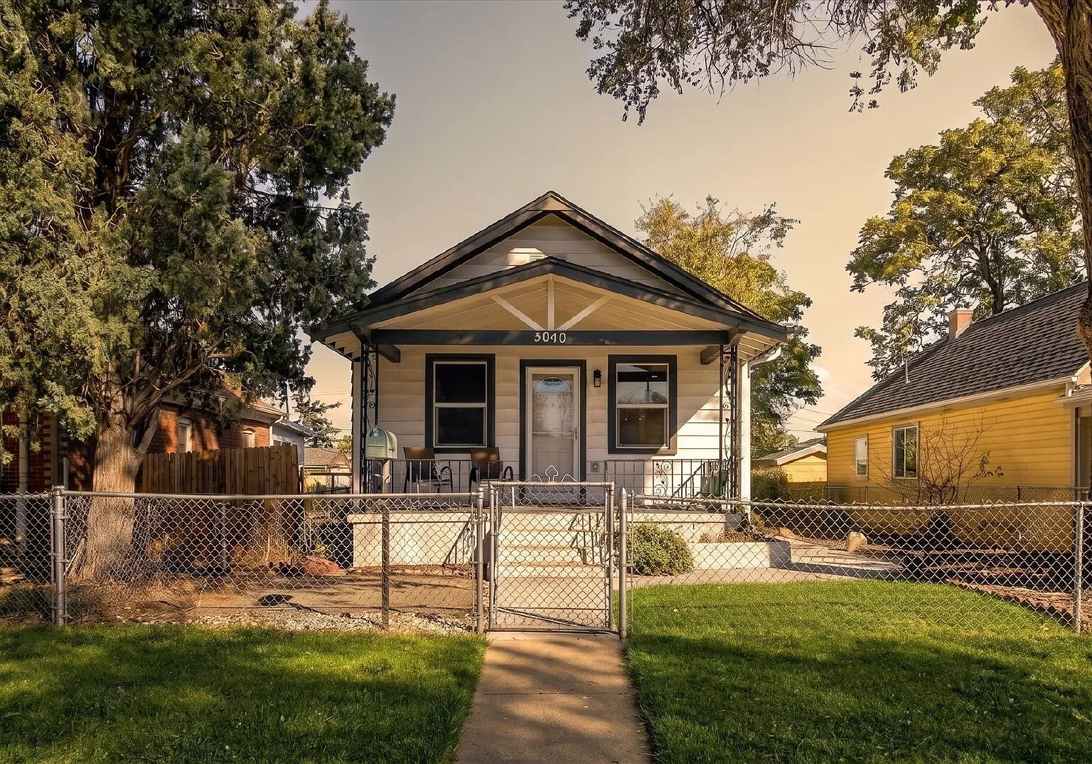 4 bed, 2.0 bath, 1688 sqft, $2,400 — Photo 3