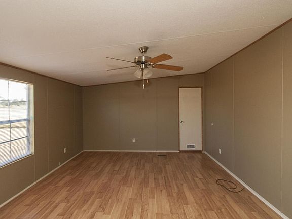 4th image of 1208 Lena Dr