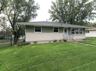 201 Sunset Dr, Jordan, MN 55352