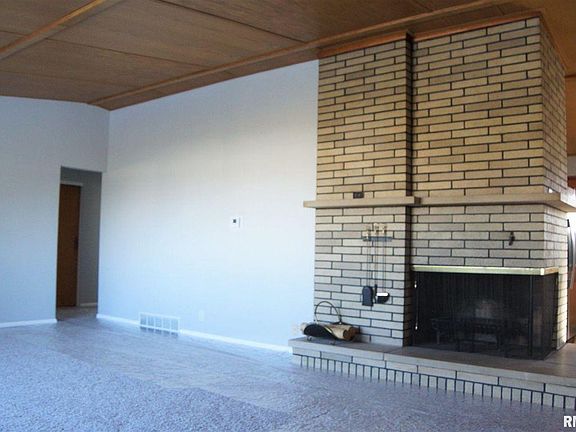 4th image of 515 W Evans St