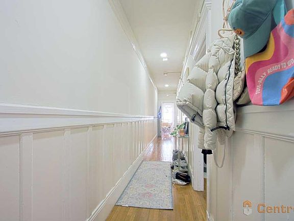4th image of 1565 Jackson St #C6