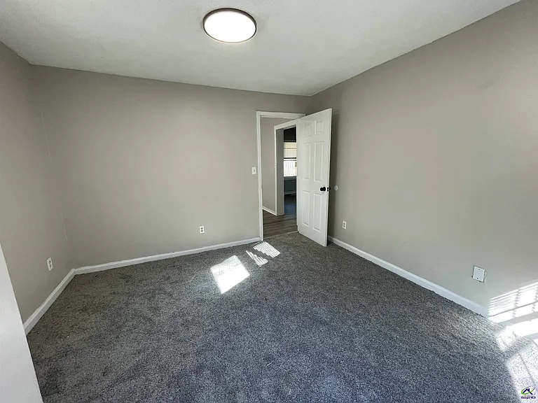 1235 Boone St — Photo 21