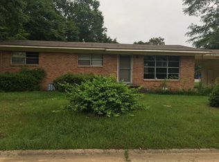 2107 Palmer Ave, Laurel, MS 39440