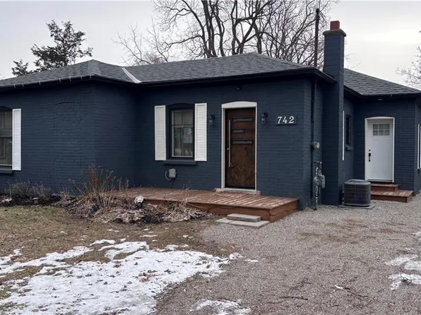 742 Mount Pleasant Rd, Brant, ON N3T 5L5