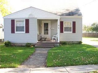 54 Oakwood Ter, North Tonawanda, NY 14120