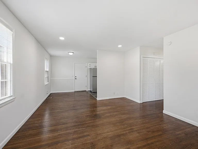 713 Elissa Dr — Photo 7