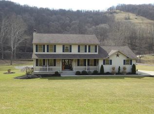 745 Ww Railroad Rd, Sycamore, PA 15364