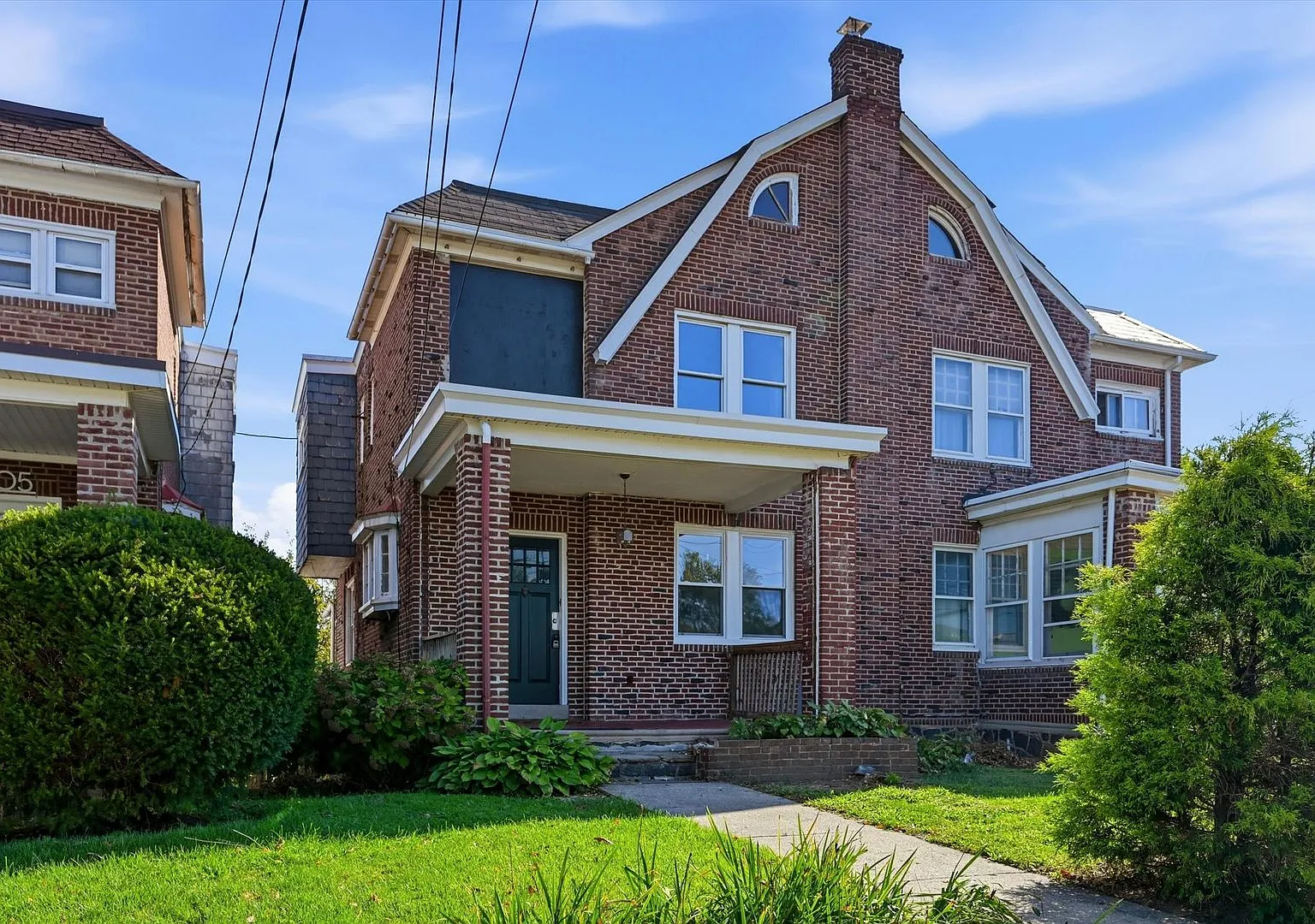 203 Barrett St — Photo 1