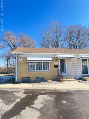 50092 Helfer Blvd, Wixom, MI 48393