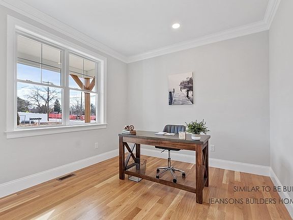 5th image of 8 Park St #8